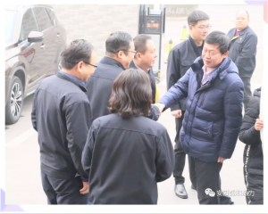 市政協(xié)副主席、住建局黨組書記、局長(zhǎng)侯津琪到益和熱力公司走訪慰問一線職工